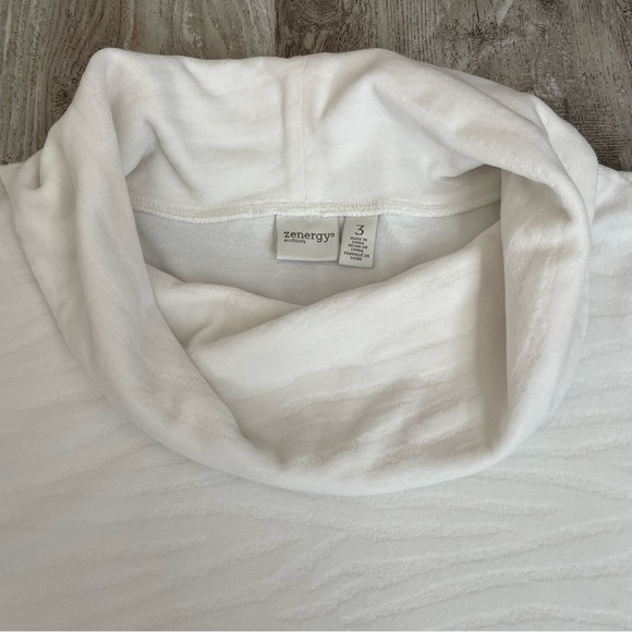 Chico’s Womens Zenergy Sweater White Zebra Animal Print Cowl Neck 3/4 Sleeves 3 - Picture 4 of 7